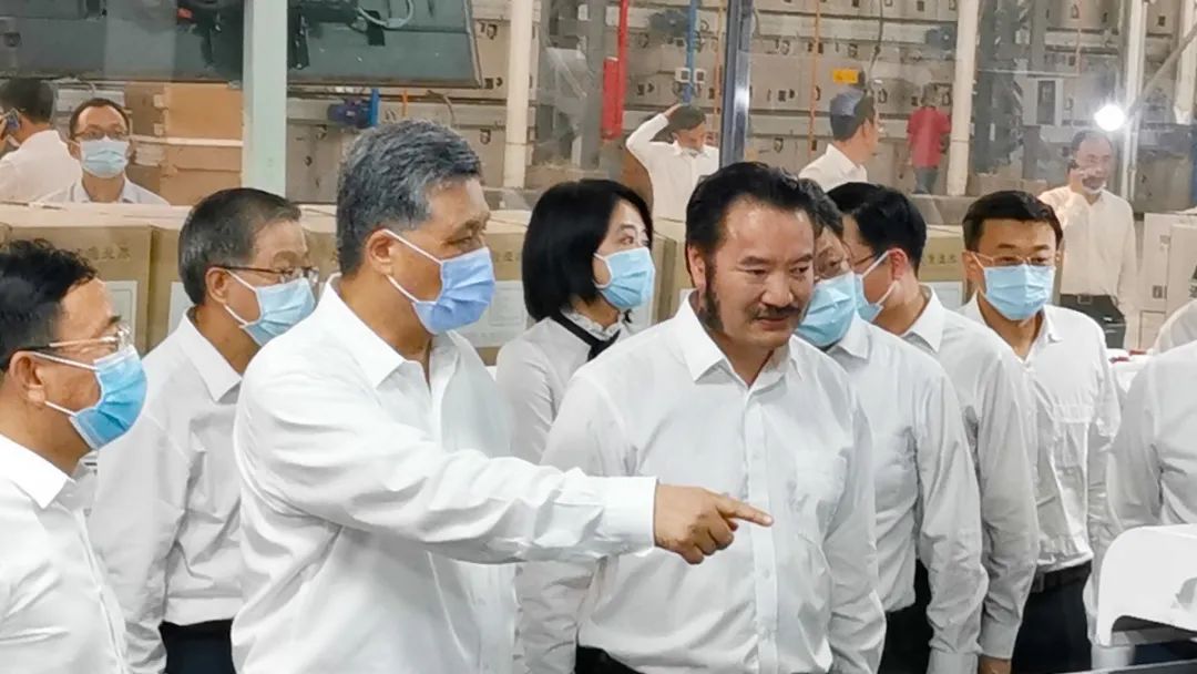 聚焦|馬興瑞省長蒞臨將軍企業巖板研發智造基地調研(圖6)