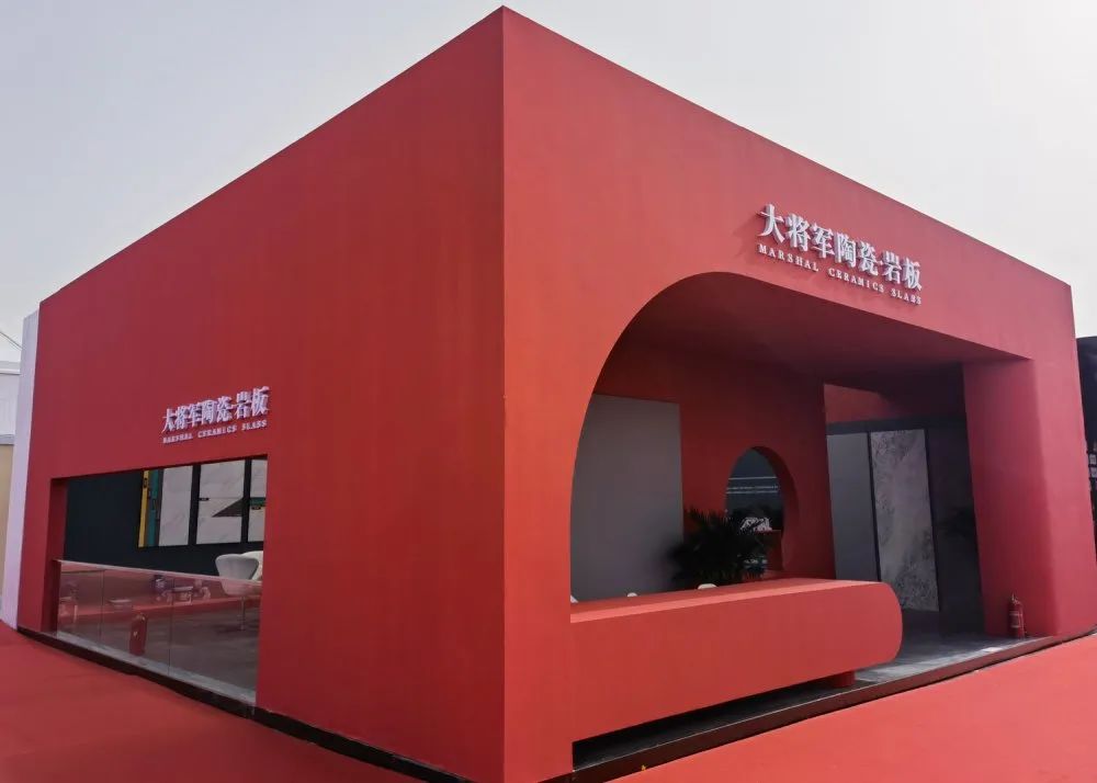 焦點！大將軍驚艷亮相雄安德維斯建博會，流量爆棚引圍觀！(圖2)