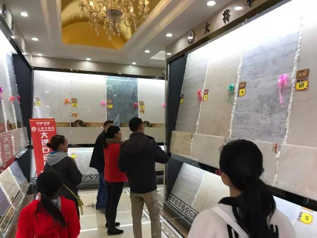 【終端捷報(bào)】美麗成都迎來(lái)了潮流新風(fēng)！
(圖2)