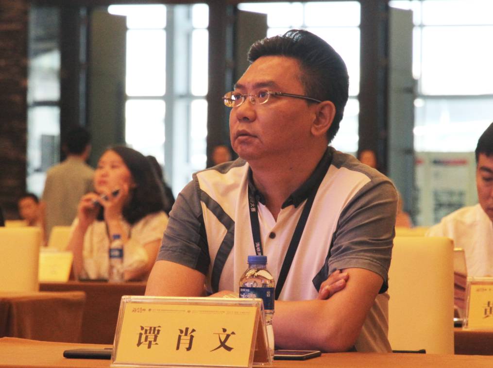 設(shè)計(jì)驅(qū)動(dòng) 品牌升級(jí)丨大將軍陶瓷攜手海峽兩岸四地室內(nèi)設(shè)計(jì)大賽 為設(shè)計(jì)發(fā)聲！
(圖2)