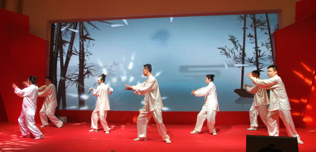 順勢突圍·破局騰飛丨大將軍陶瓷2018經銷商年會暨總部開業盛典成功舉辦！
(圖35)