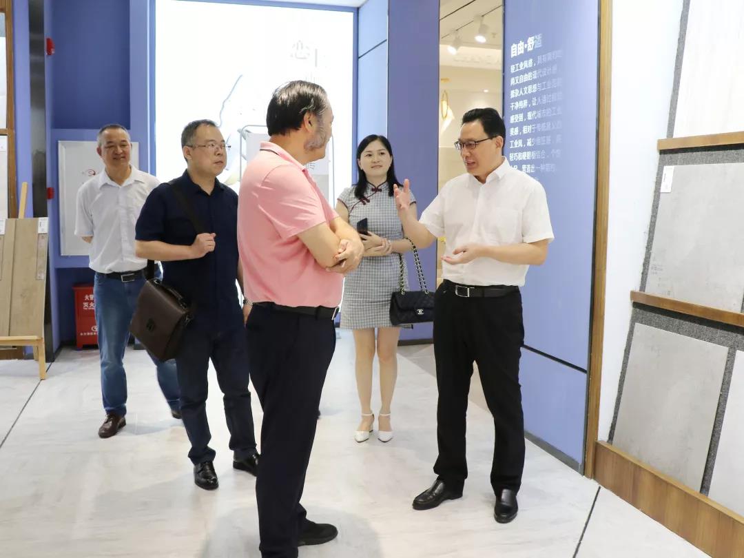 頭條丨衡陽政府考察團再度走進將軍企業(yè)，共商發(fā)展未來！
(圖12)