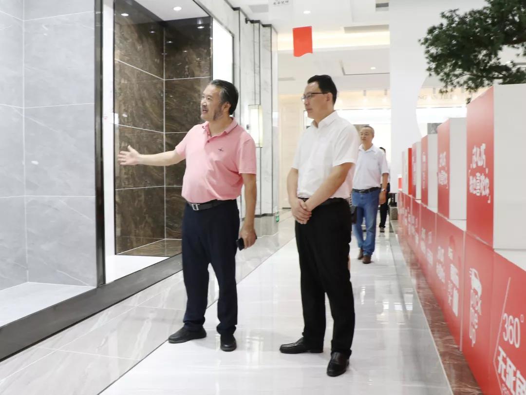 頭條丨衡陽政府考察團再度走進將軍企業(yè)，共商發(fā)展未來！
(圖5)