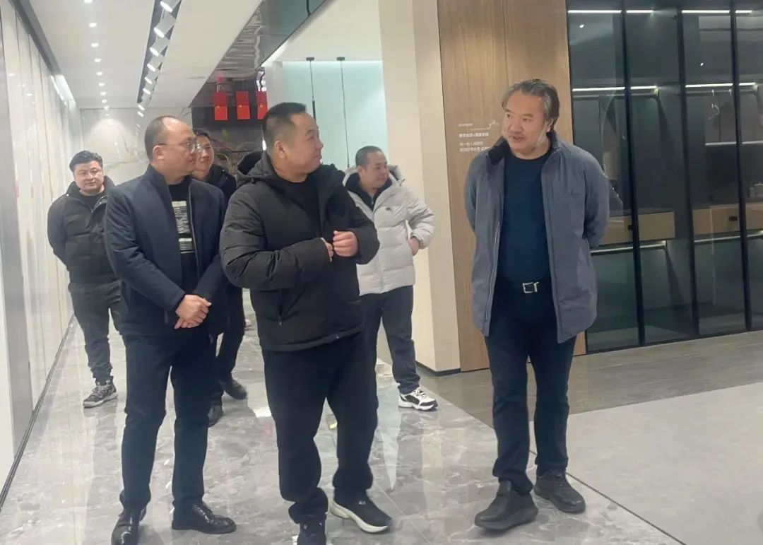 戰略牽引，直擊一線丨將軍陶瓷集團柳朝陽董事長深入走訪終端市場(圖5)